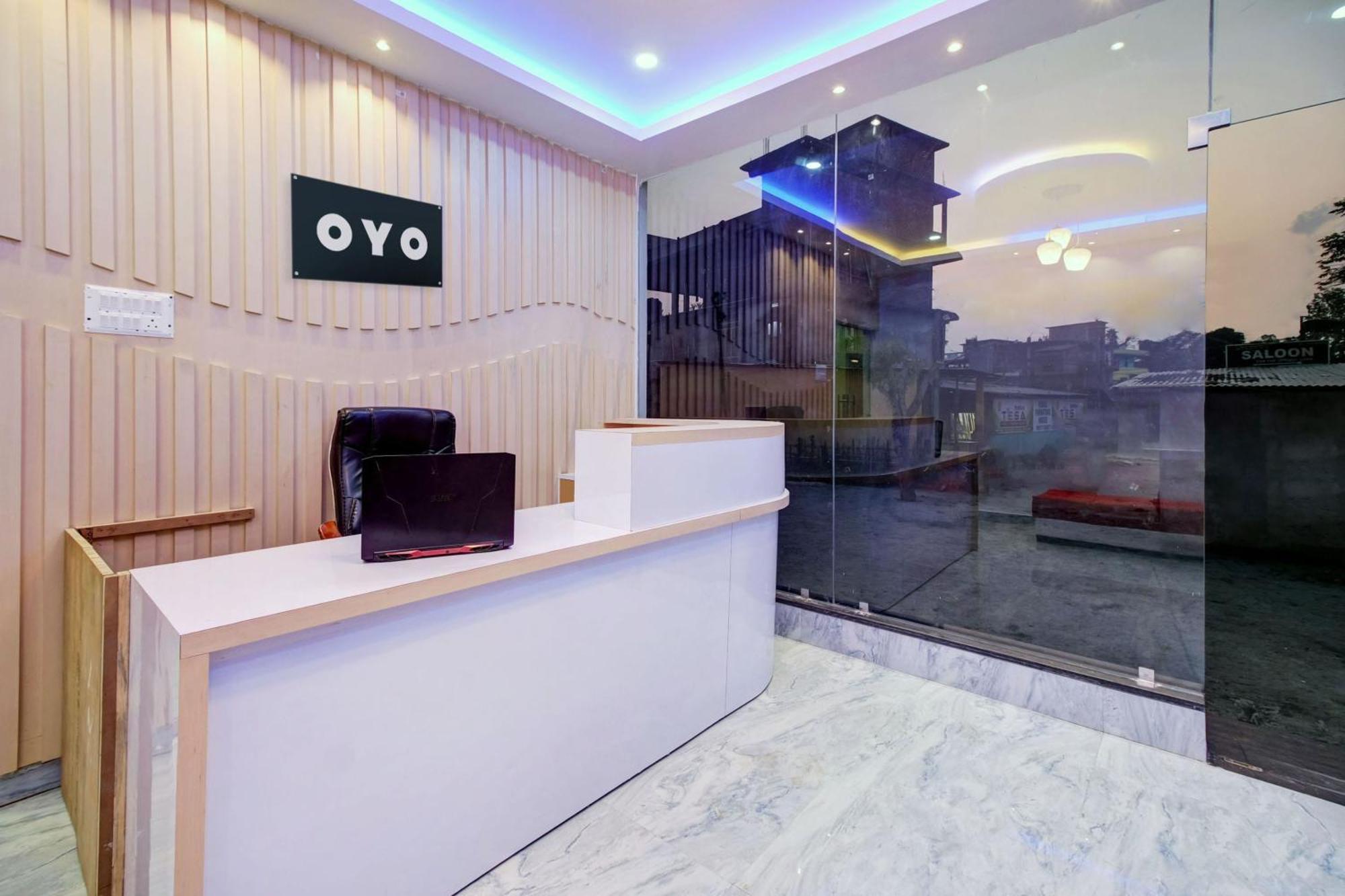 Super Hotel O Sai D-Lux 구와하티 외부 사진